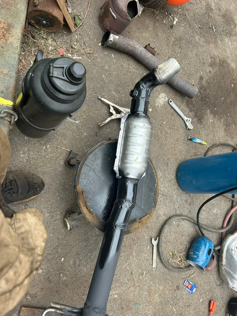 Completed painted exhaust and catalytic converter section